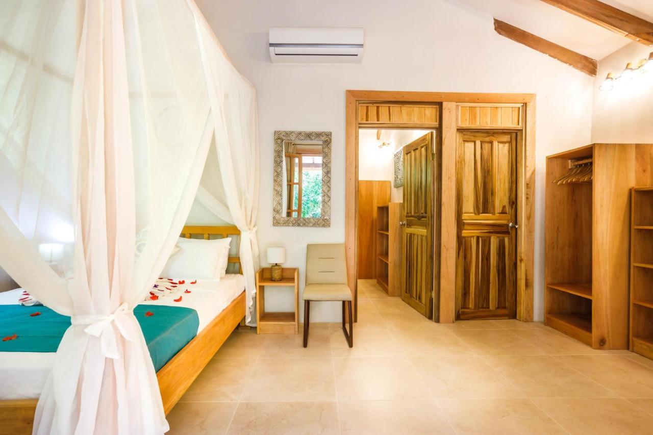 Hotel Casa Merlin Puerto Viejo de Talamanca エクステリア 写真