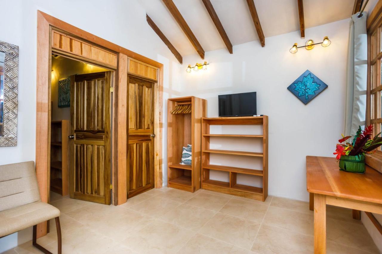 Hotel Casa Merlin Puerto Viejo de Talamanca エクステリア 写真