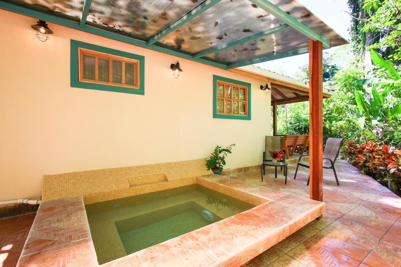 Hotel Casa Merlin Puerto Viejo de Talamanca エクステリア 写真