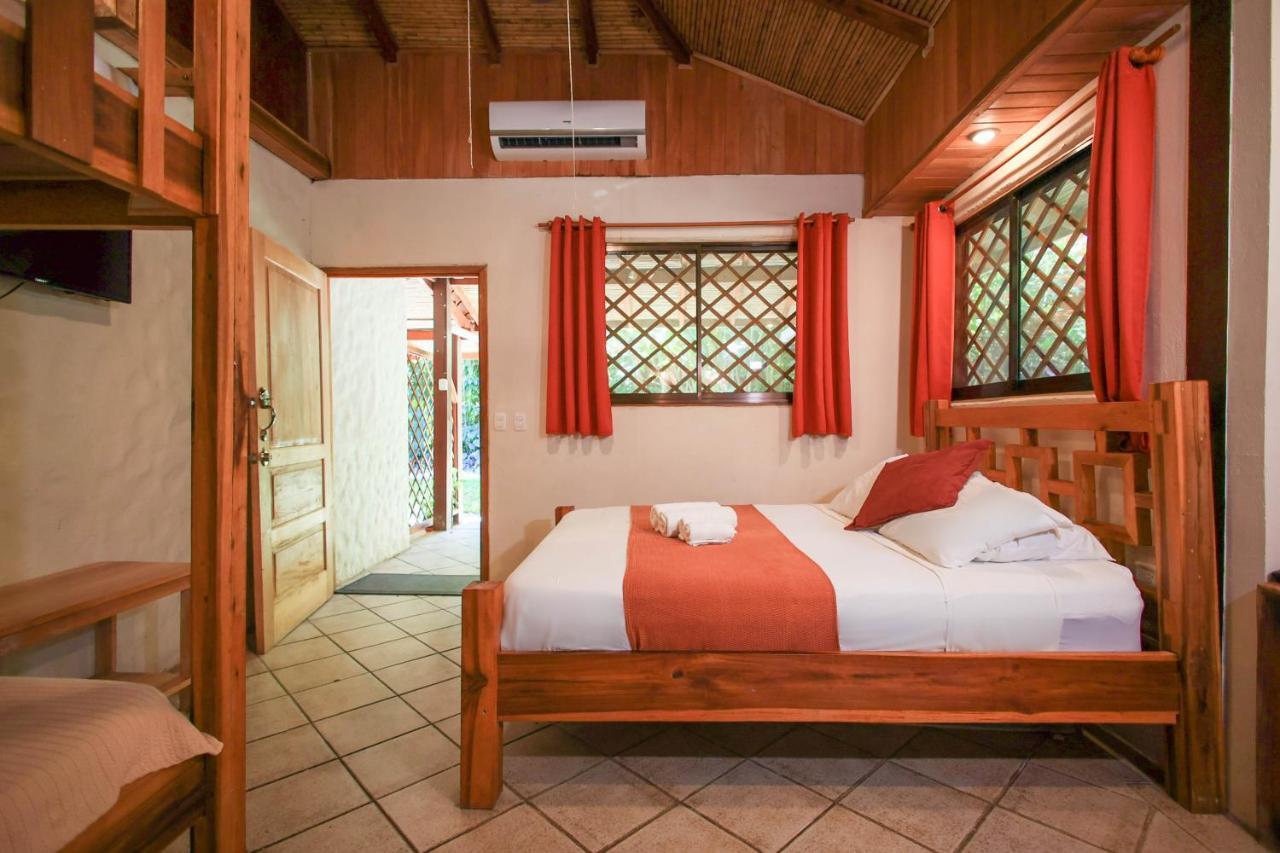Hotel Casa Merlin Puerto Viejo de Talamanca エクステリア 写真